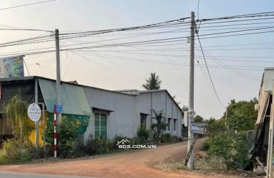 Đất thổ cư đường xe container cách nhựa 200m cần bán gấp